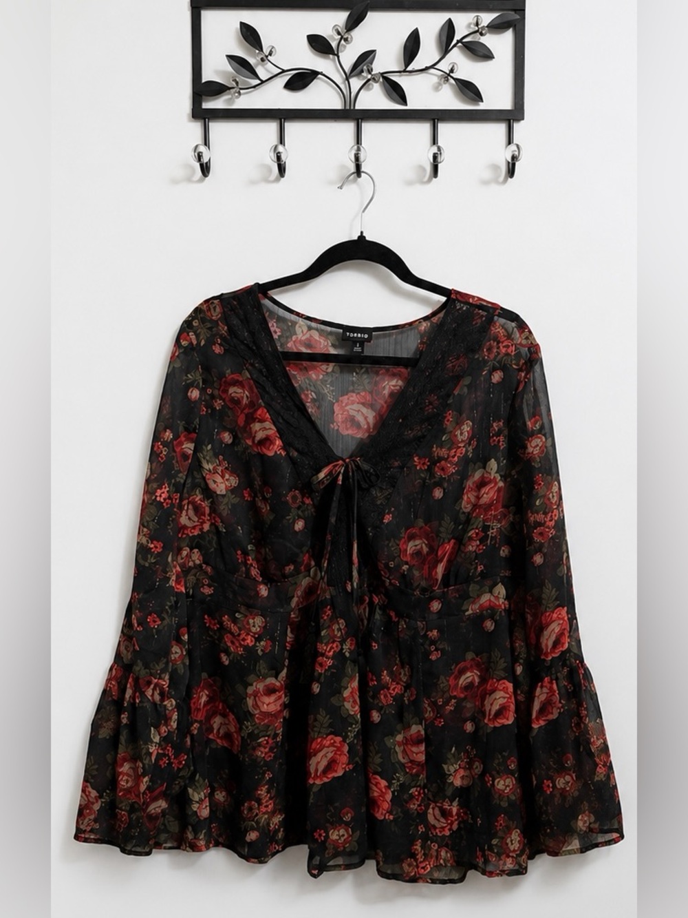 Torrid Size 2X Floral Sheer Bell Sleeve Babydoll Blouse | Boho Romantic Top - Picture 2 of 9